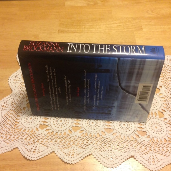 Suspense,  Into the Storm, by Suzanne Brockman - Picture 4 of 8